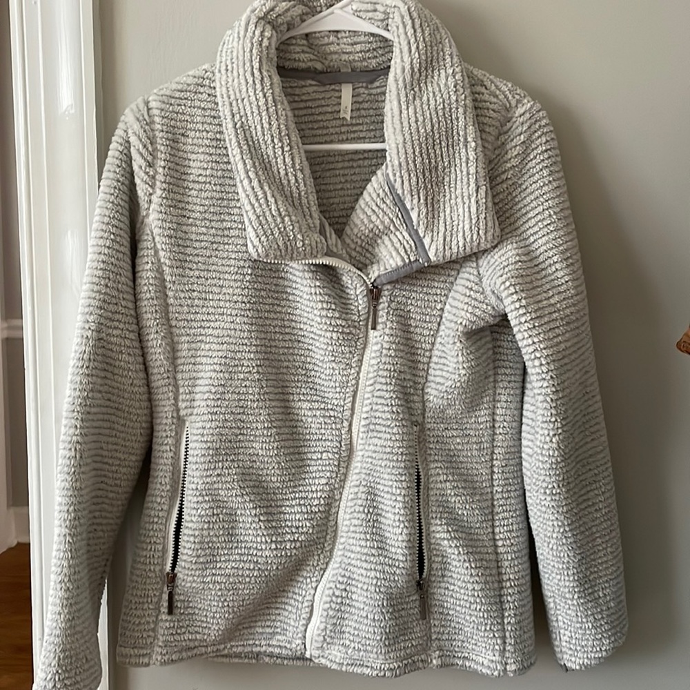 Lightweight zip up jacket